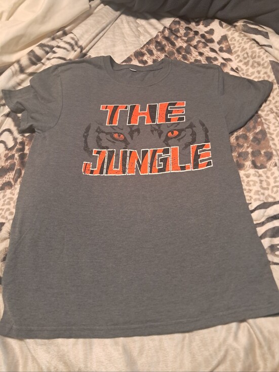 Tops - T Shirt